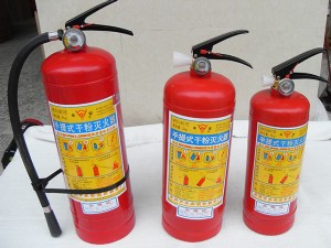 干粉灭火器